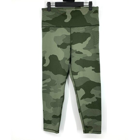 aerie Pants - Aerie Offline Leggings High Rise 7/8 Green Camo Pull On Short Inseam